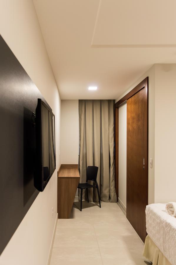 Bravo Hotel João Neiva Esterno foto